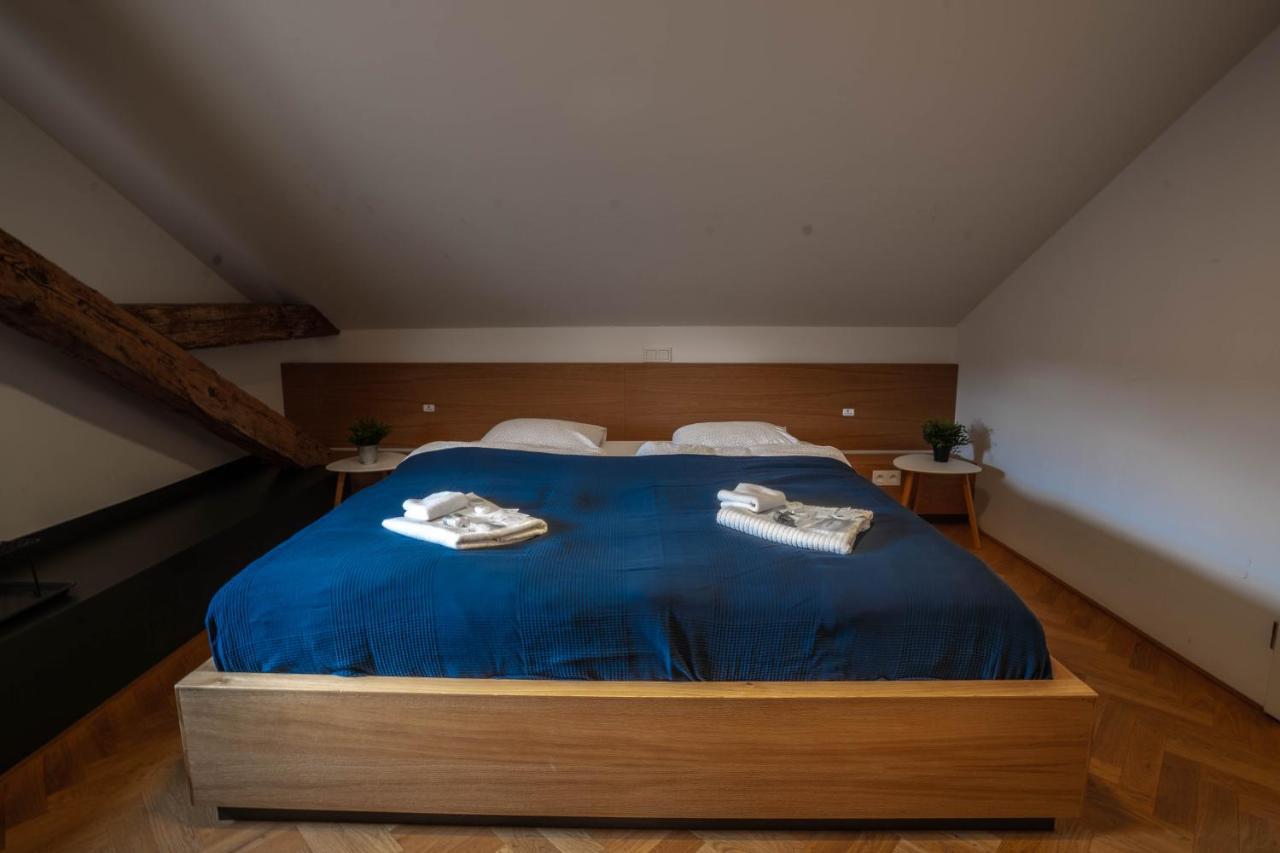 Old Town Square Suites Praga