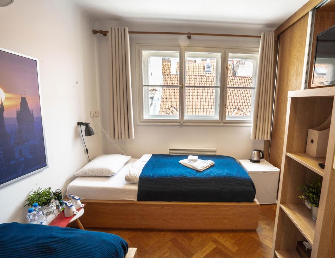 Old Town Square Suites Hotel apartamentowy